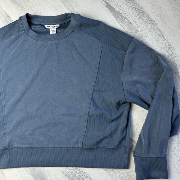 Athleta crewneck - Picture 2 of 7